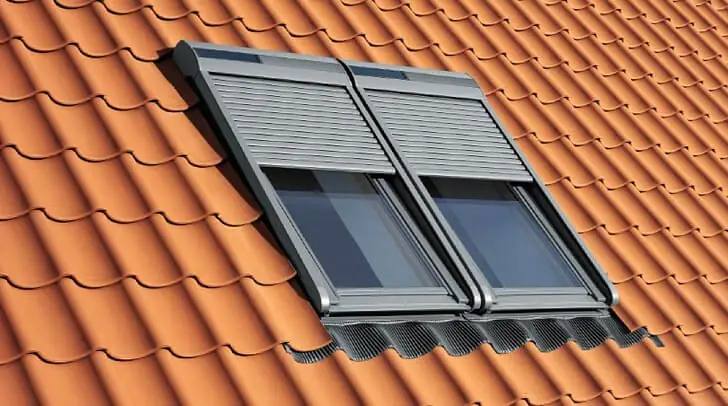 Подробнее о мансардных окна Velux Слайд № 2