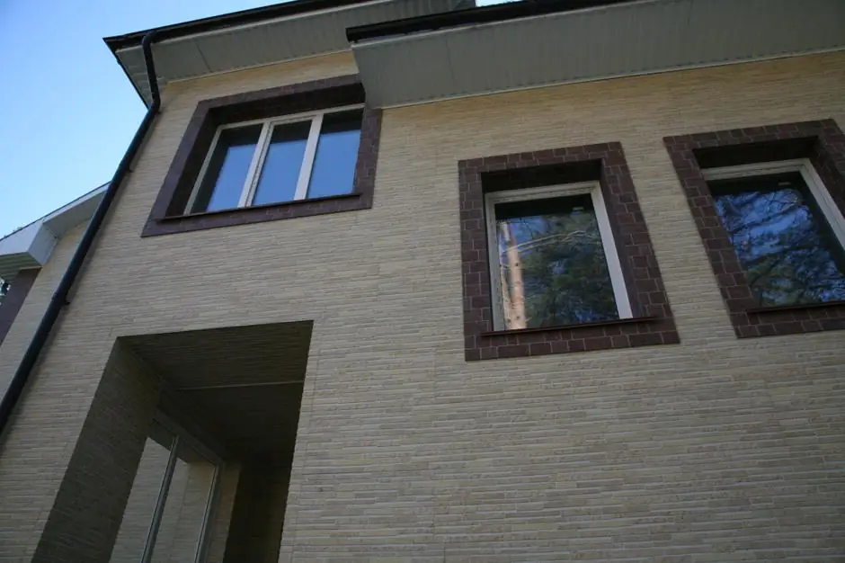 Фасадные панели: преимущества, виды, монтаж